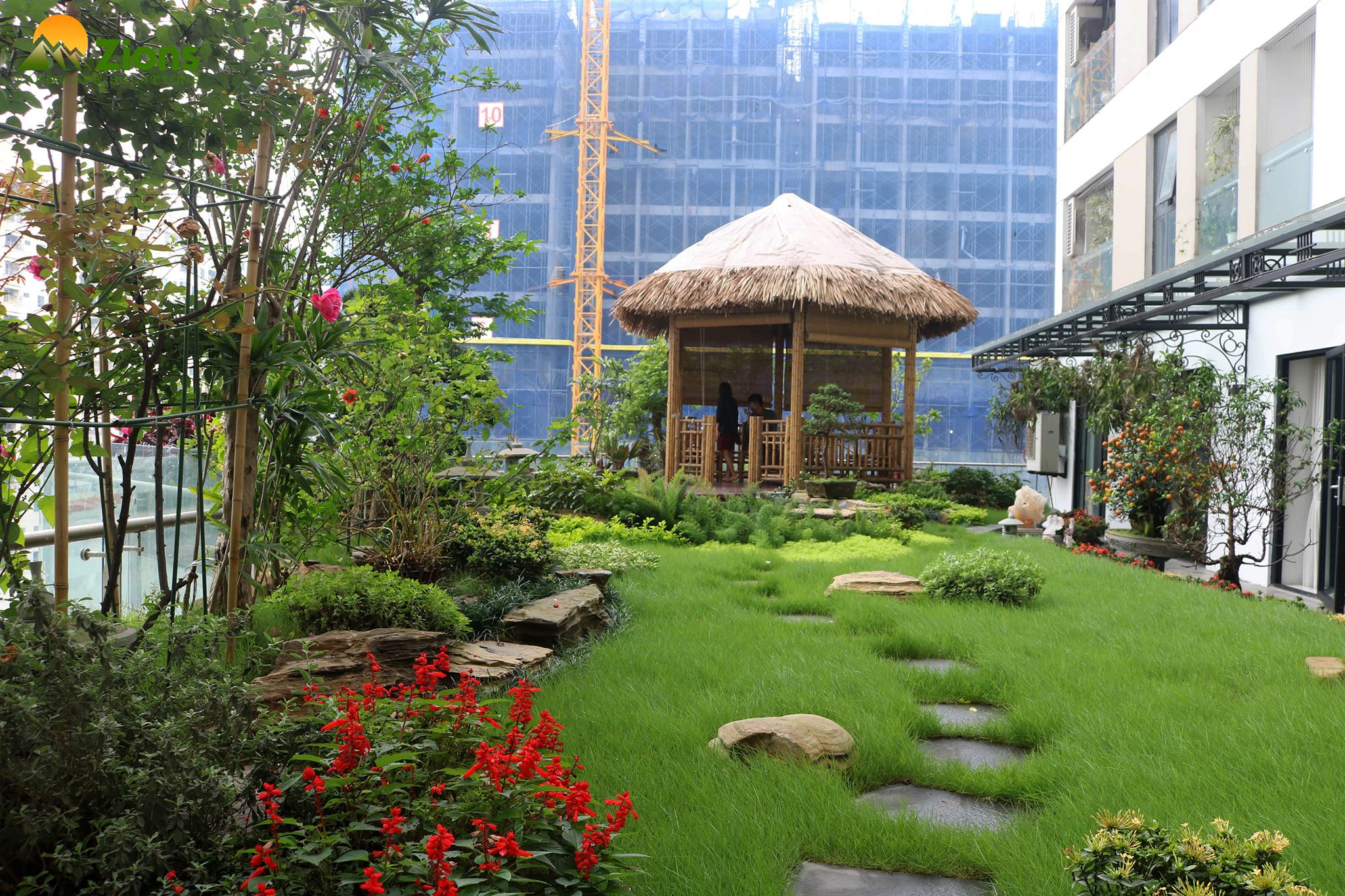 thiết kế thi công vườn sân thượng tại khu đô thị