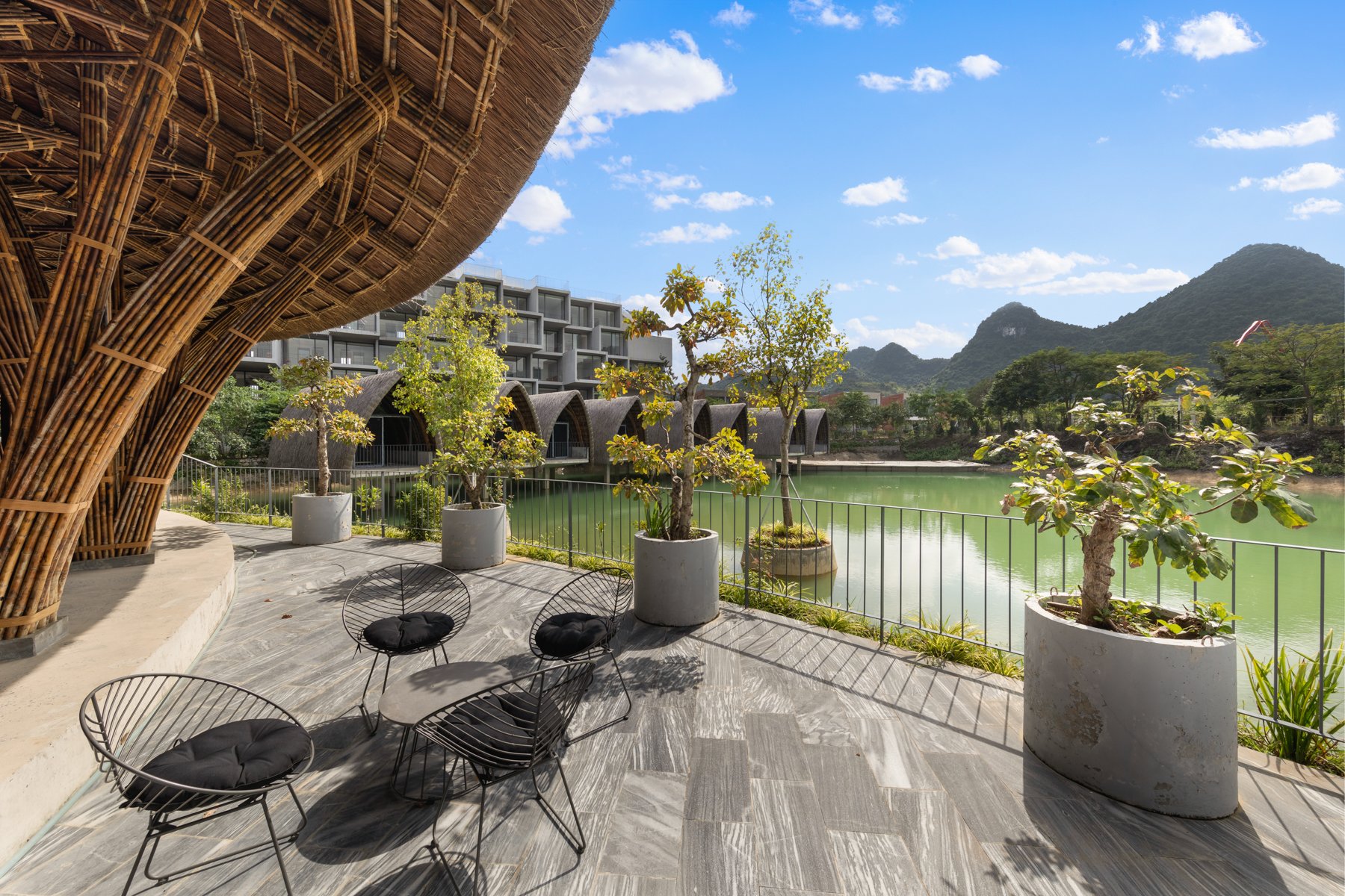 Vedana Ninh Bình - Cảnh quan nghỉ dưỡng resort tiêu chuẩn 5 sao xanh