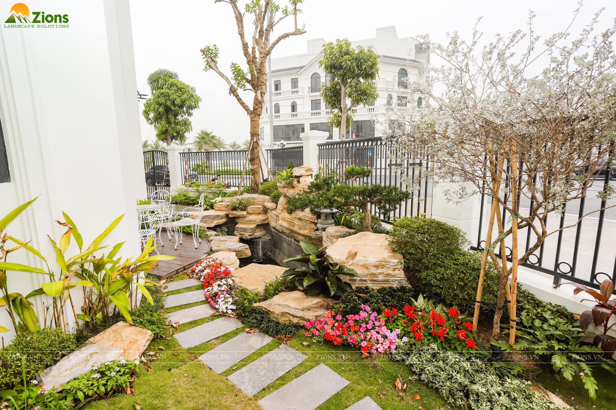 thi công sân vườn biệt thự vinhomes